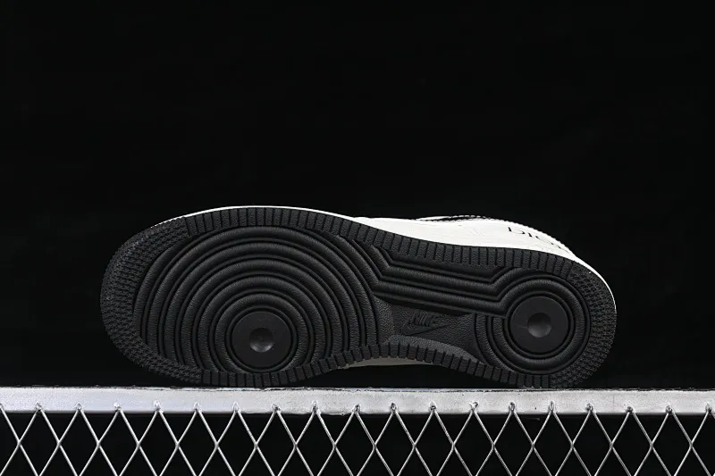 All categories Nk Air Force 1 Air Force series Nk Air Force 1 Low Air Force low-top Nike Air Force 1'07 Low joint model Air Force 1 low-top casual sneakers MM3399-811